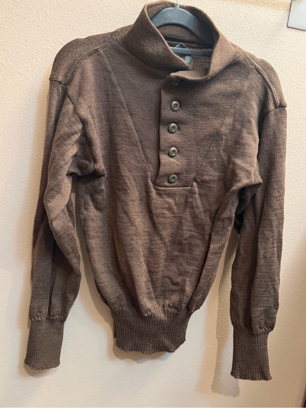 VINTAGE MITTS NITTS WOOL Mens Henley style pullover M sweater cardigan military